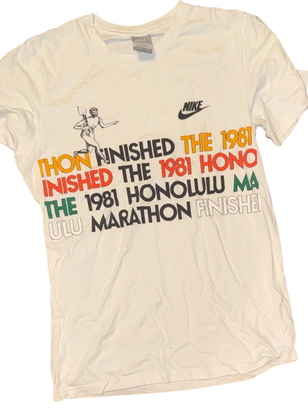 Nike Vintage White Crewneck Honolulu Marathon Tee Shirt